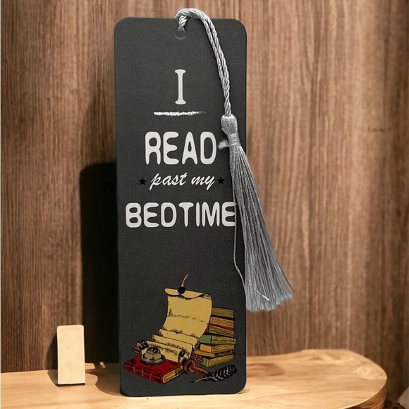 NWT I READ PAST MY BEDTIME Bookmark with tassel - Picture 1 of 2